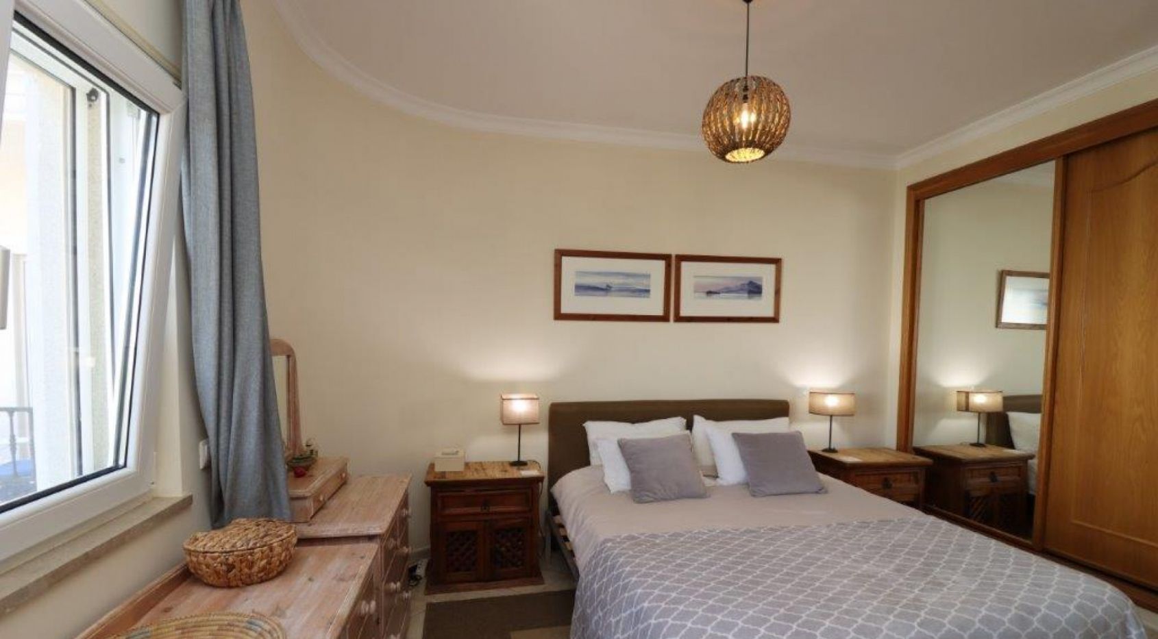 Beautiful two (+2) bedroom apartment with sea views in Santa Bárbara de Nexe, Algarve