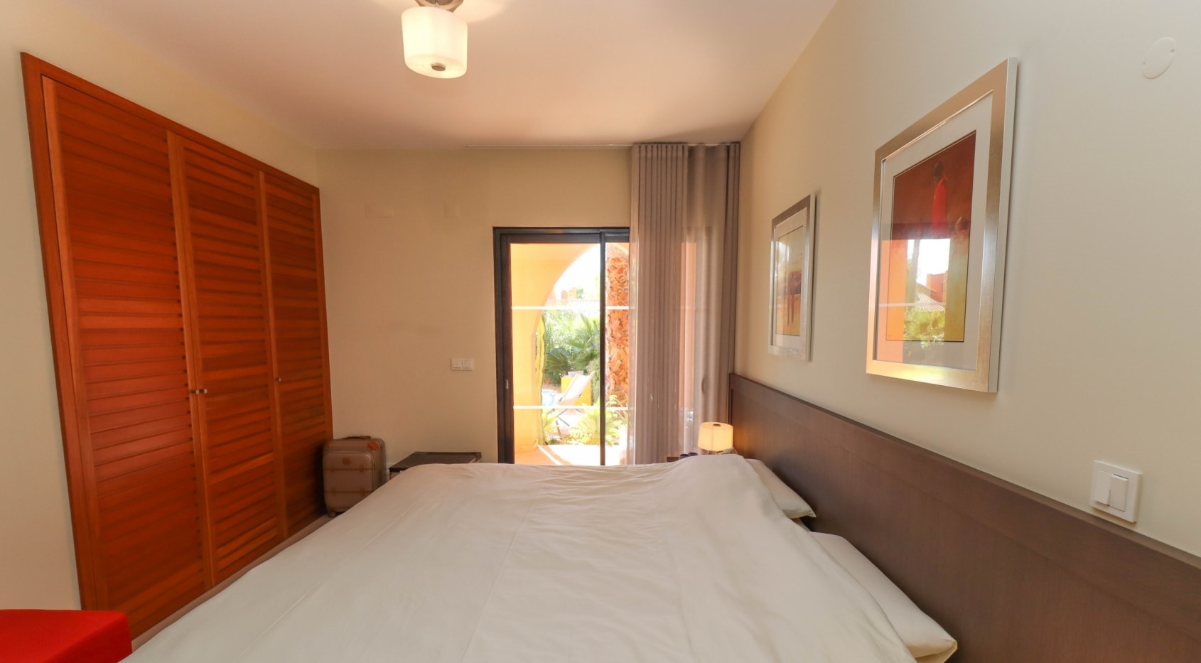 Luxury three bedroom villa with pool Silves in golf resort, Algarve