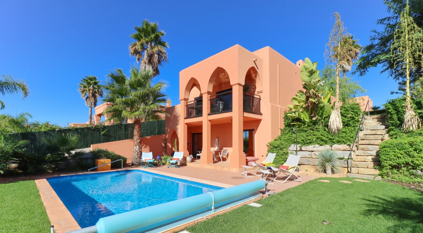 Luxury three bedroom villa with pool Silves in golf resort, Algarve