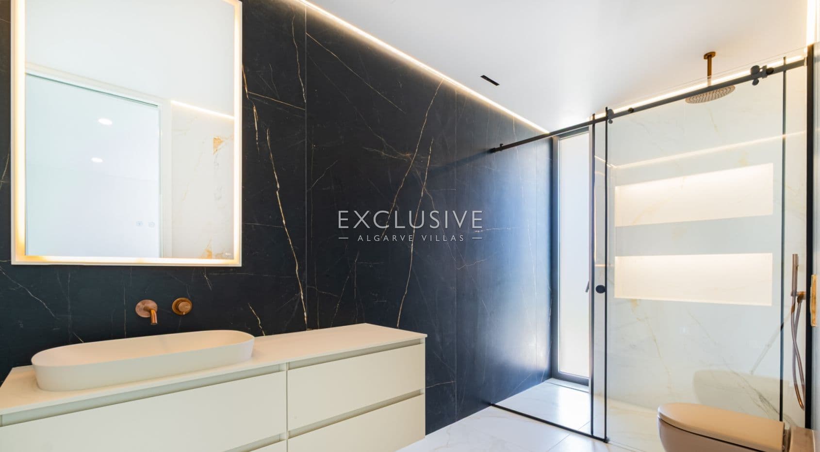Modern Villa near Gale beach and Salgados Golf Algarve