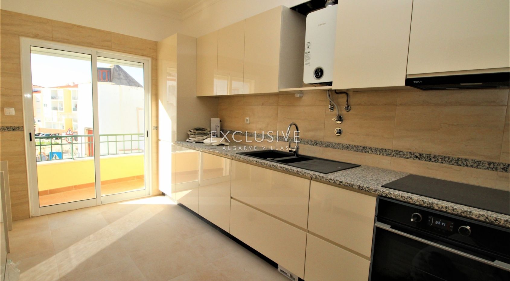 Modern 2-slaapkamerappartement in Lagos (Algarve) dicht bij het centrum