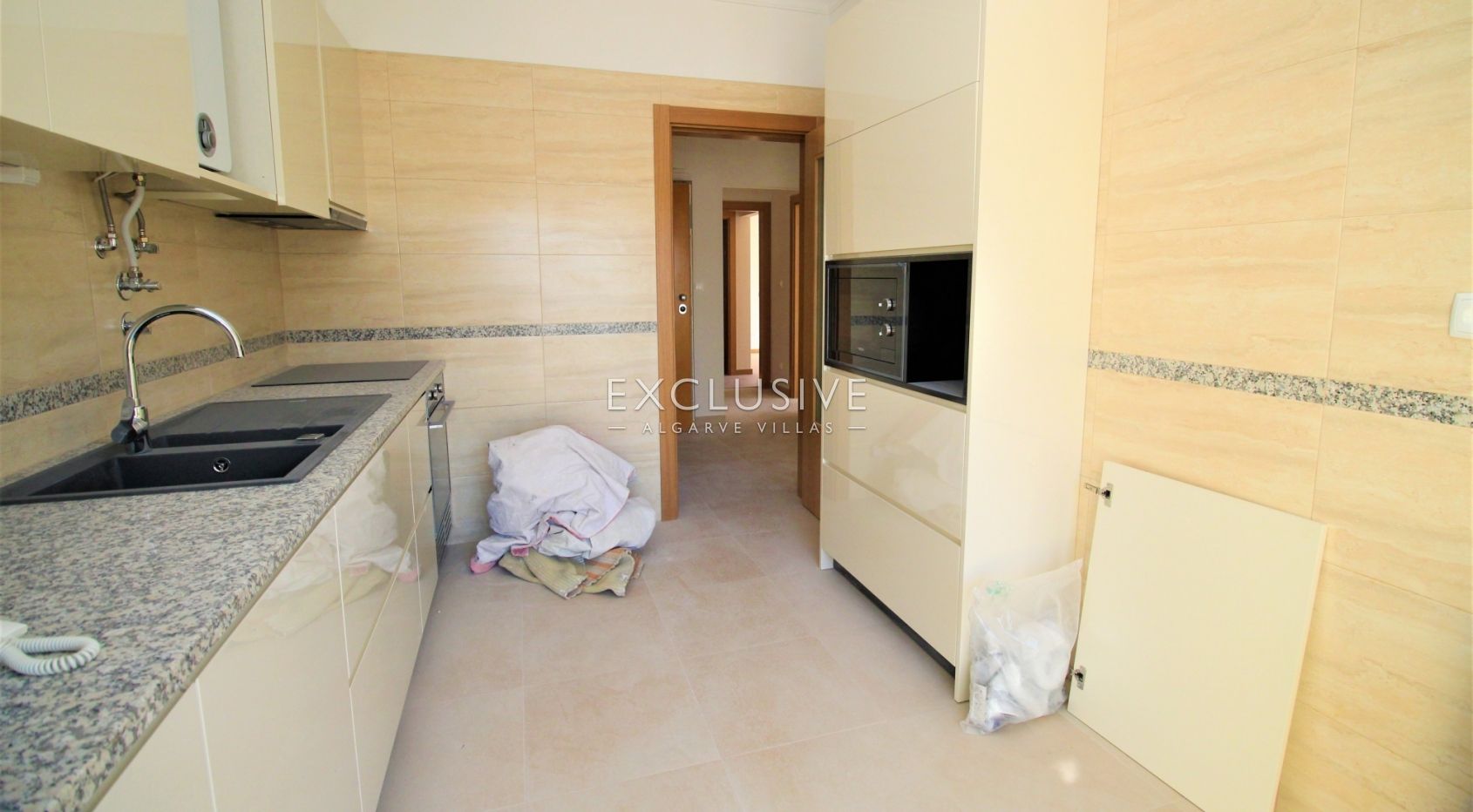 Modern 2-slaapkamerappartement in Lagos (Algarve) dicht bij het centrum