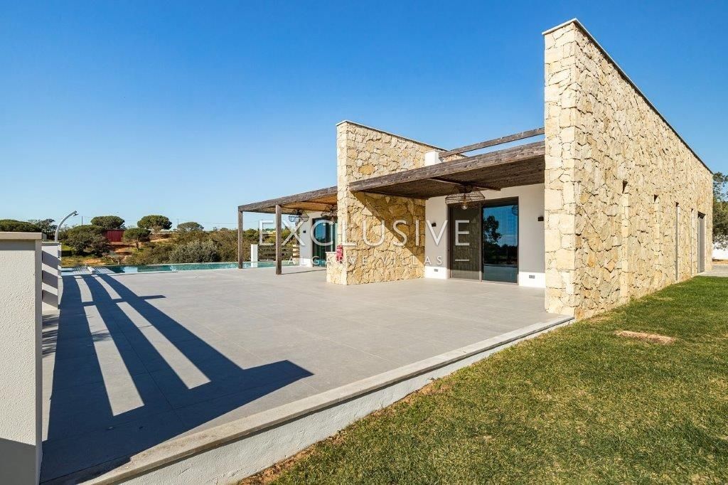 Contemporary design villa with stunning coastal views Porches, Algarve