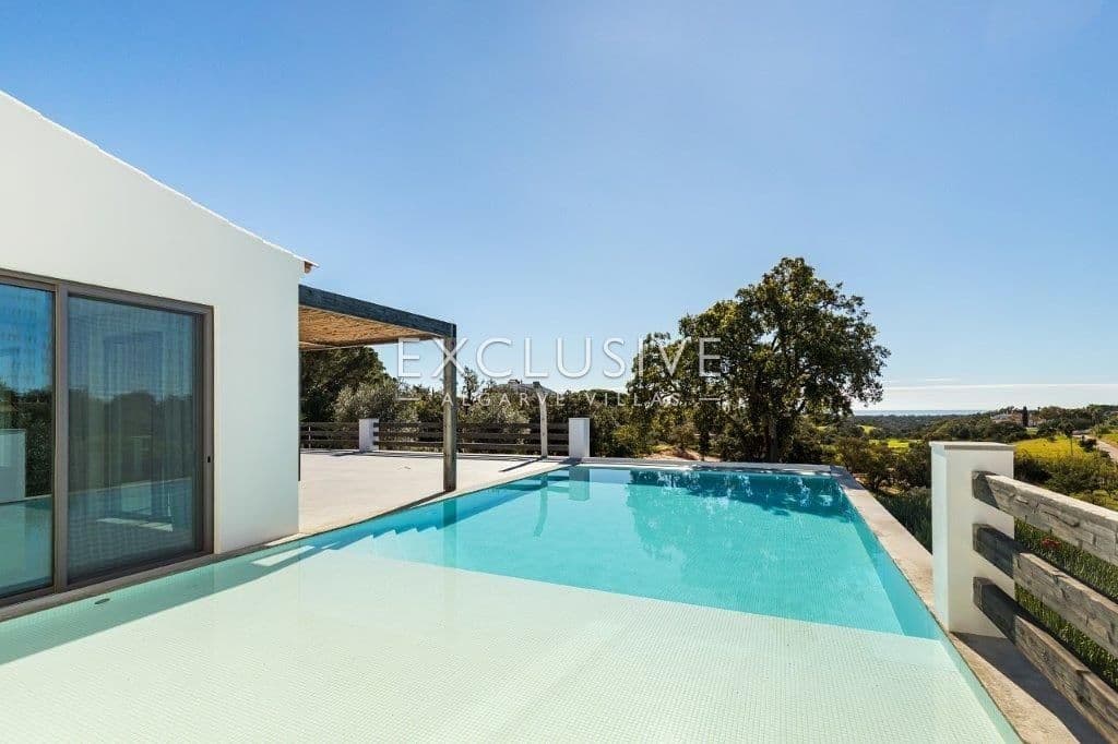 Zeitgenössische Design-Villa mit atemberaubendem Blick auf die Küste Porches, Algarve-2