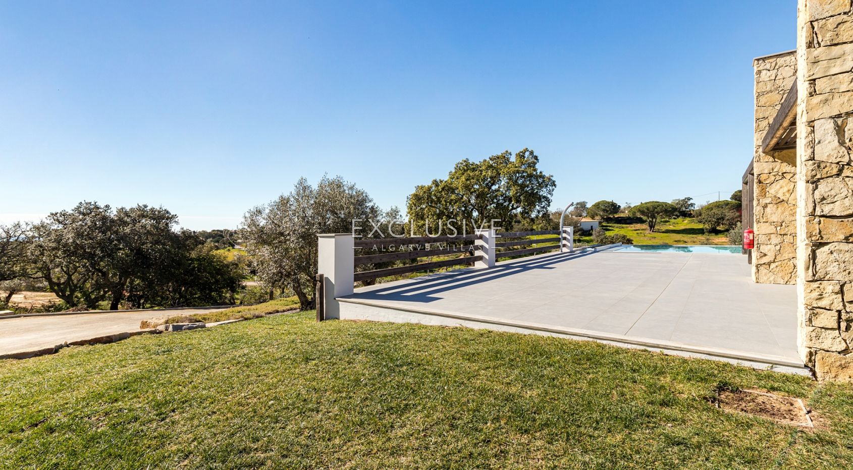Contemporary design villa with stunning coastal views Porches, Algarve