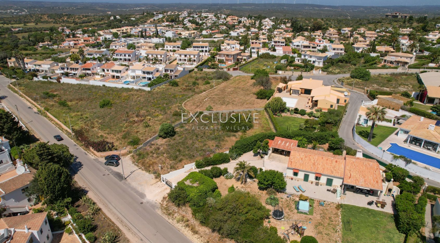 Fantastisches Grundstück in Luz für große Villa mit Meerblick Algarve