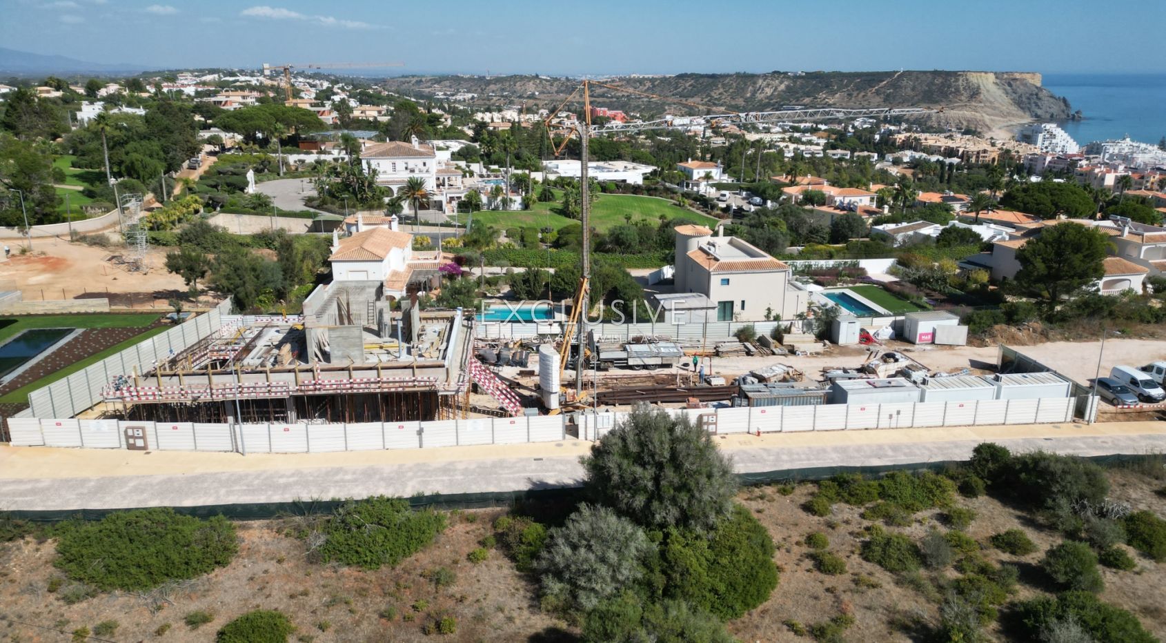 Prachtige moderne designvilla met zeezicht in Luz, Algarve