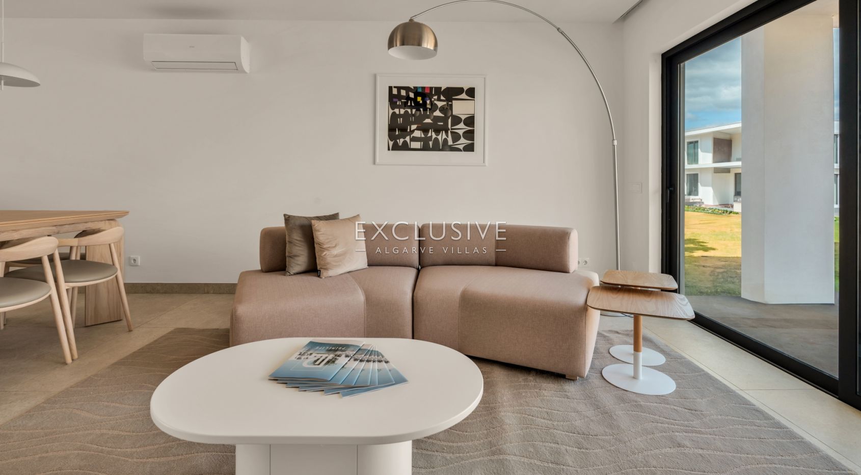 2 bedroom apartments in Carvoeiro centre near the beach, investment opportunity