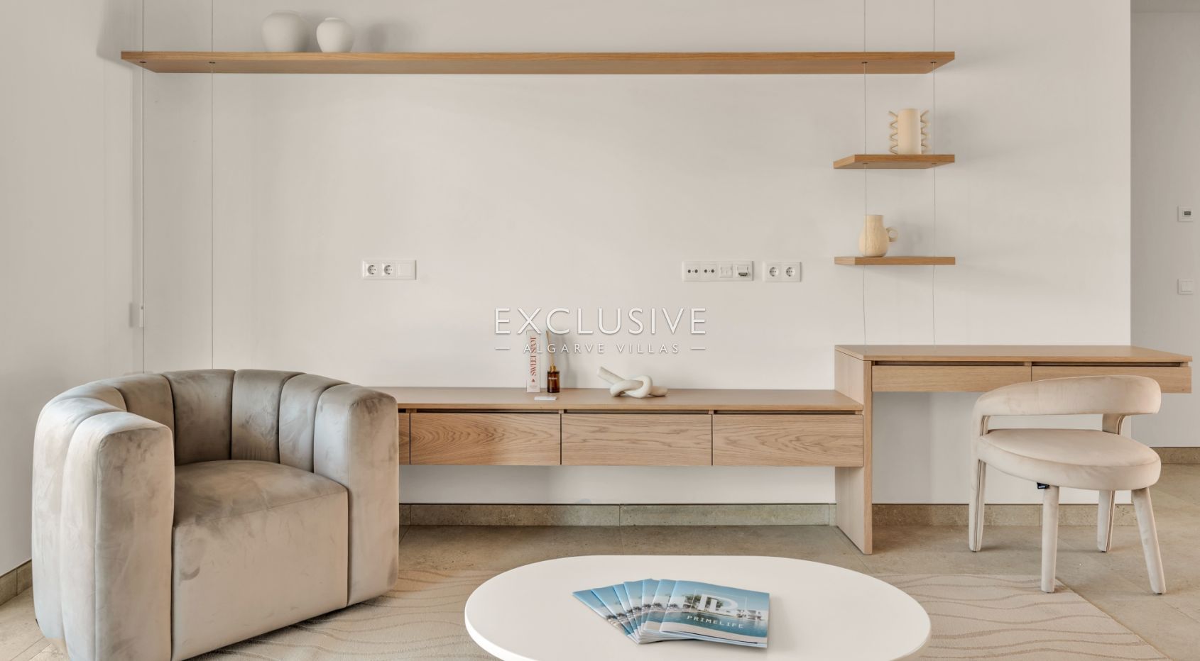 2 bedroom apartments in Carvoeiro centre near the beach, investment opportunity