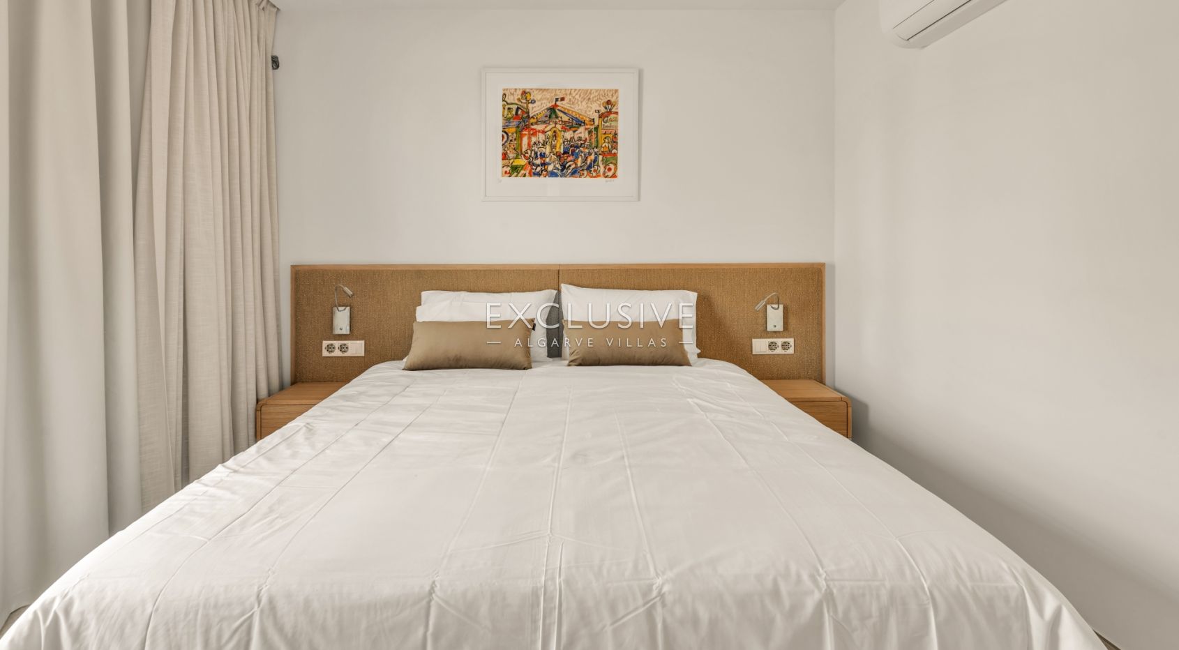 2 bedroom apartments in Carvoeiro centre near the beach, investment opportunity