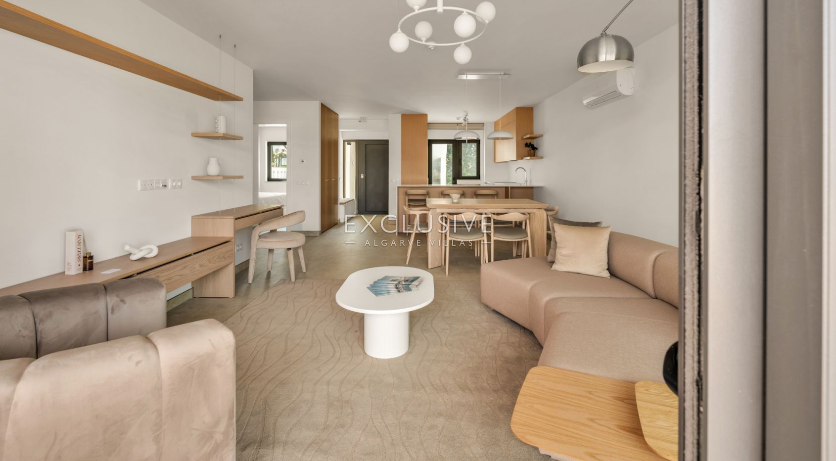 2 bedroom apartments in Carvoeiro centre near the beach, investment opportunity