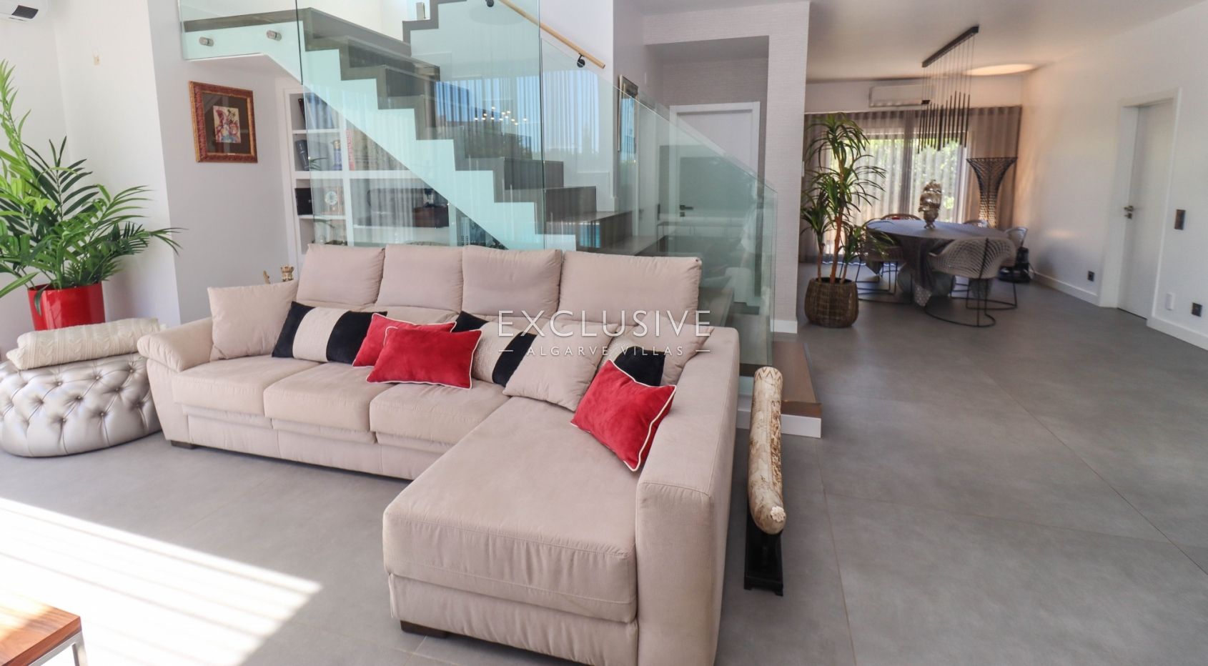 Modern and luxury villa in Albufeira, Algarve