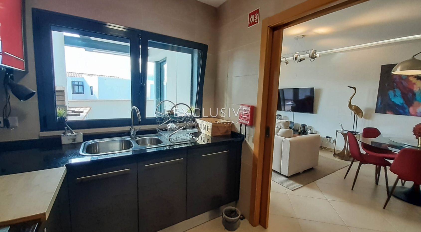 Ruime geschakelde villa in Vilamoura