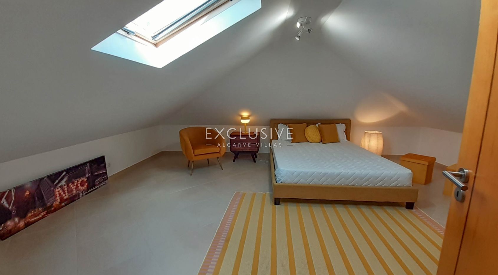 Ruime geschakelde villa in Vilamoura