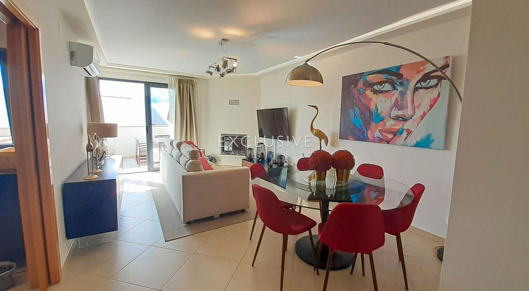 Ruime geschakelde villa in Vilamoura