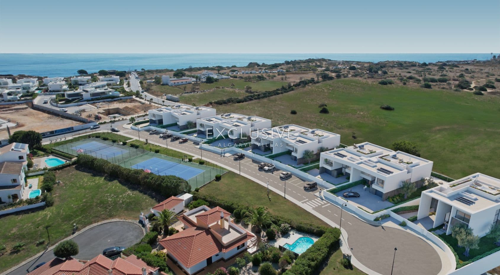 Luxuriöse moderne Villen in bester Lage in Lagos mit atemberaubendem Meerblick-1