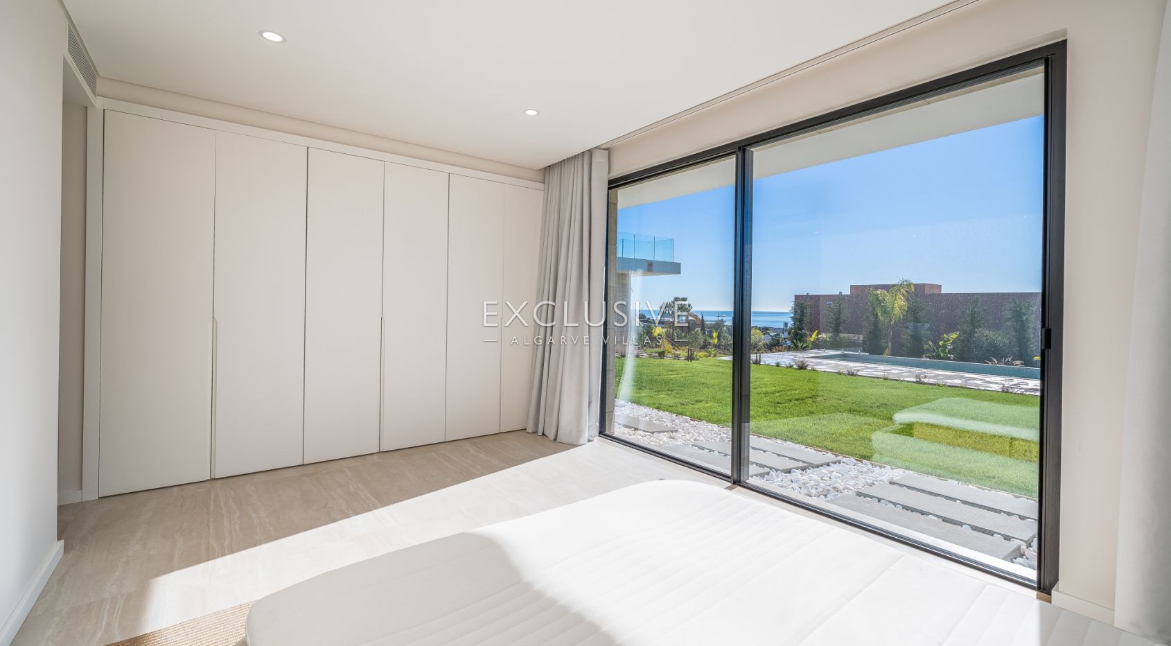 Moderne villa met 4 slaapkamers en uitzicht op de golfbaan van Palmares kopen Lagos Algarve