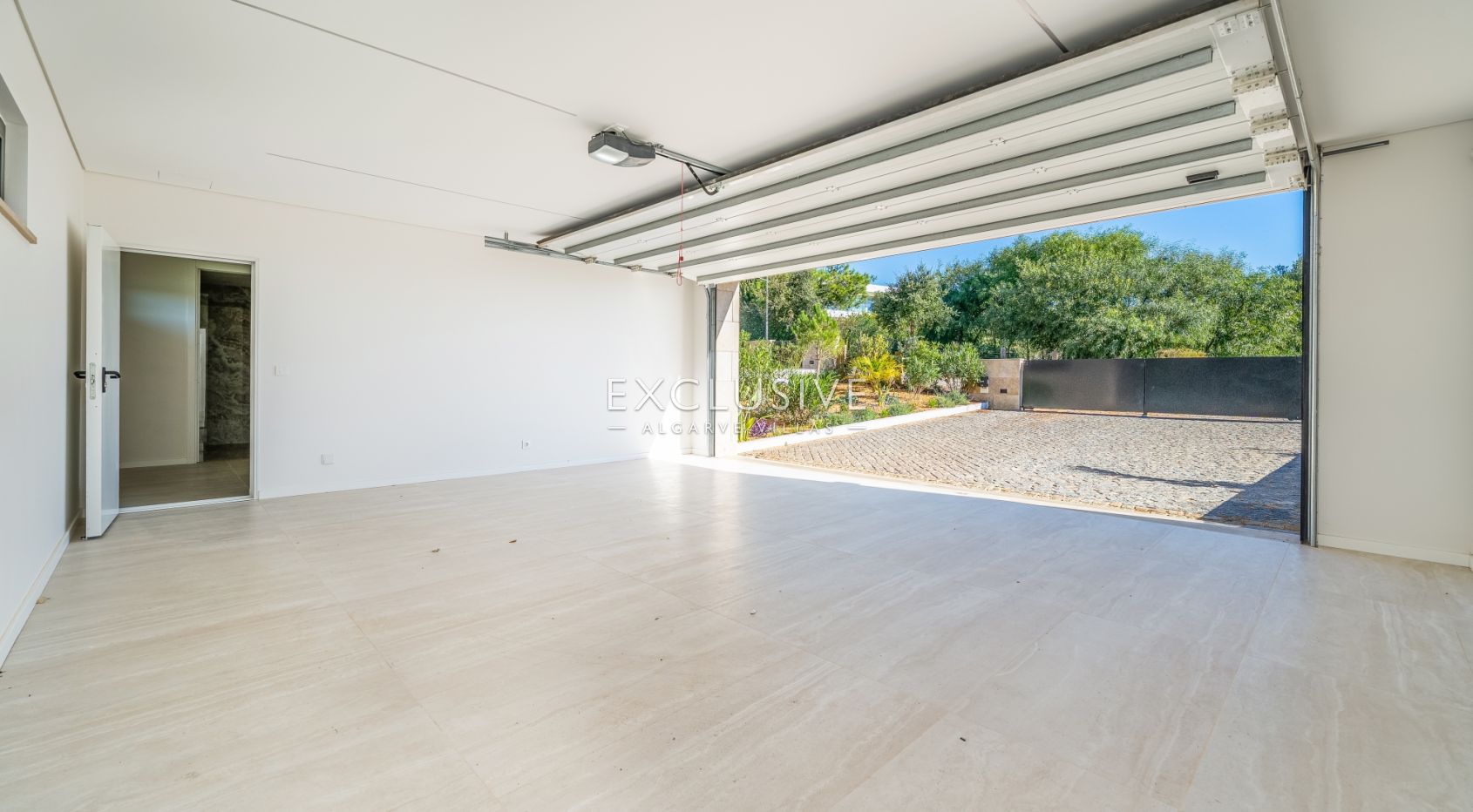 Moderne villa met 4 slaapkamers en uitzicht op de golfbaan van Palmares kopen Lagos Algarve