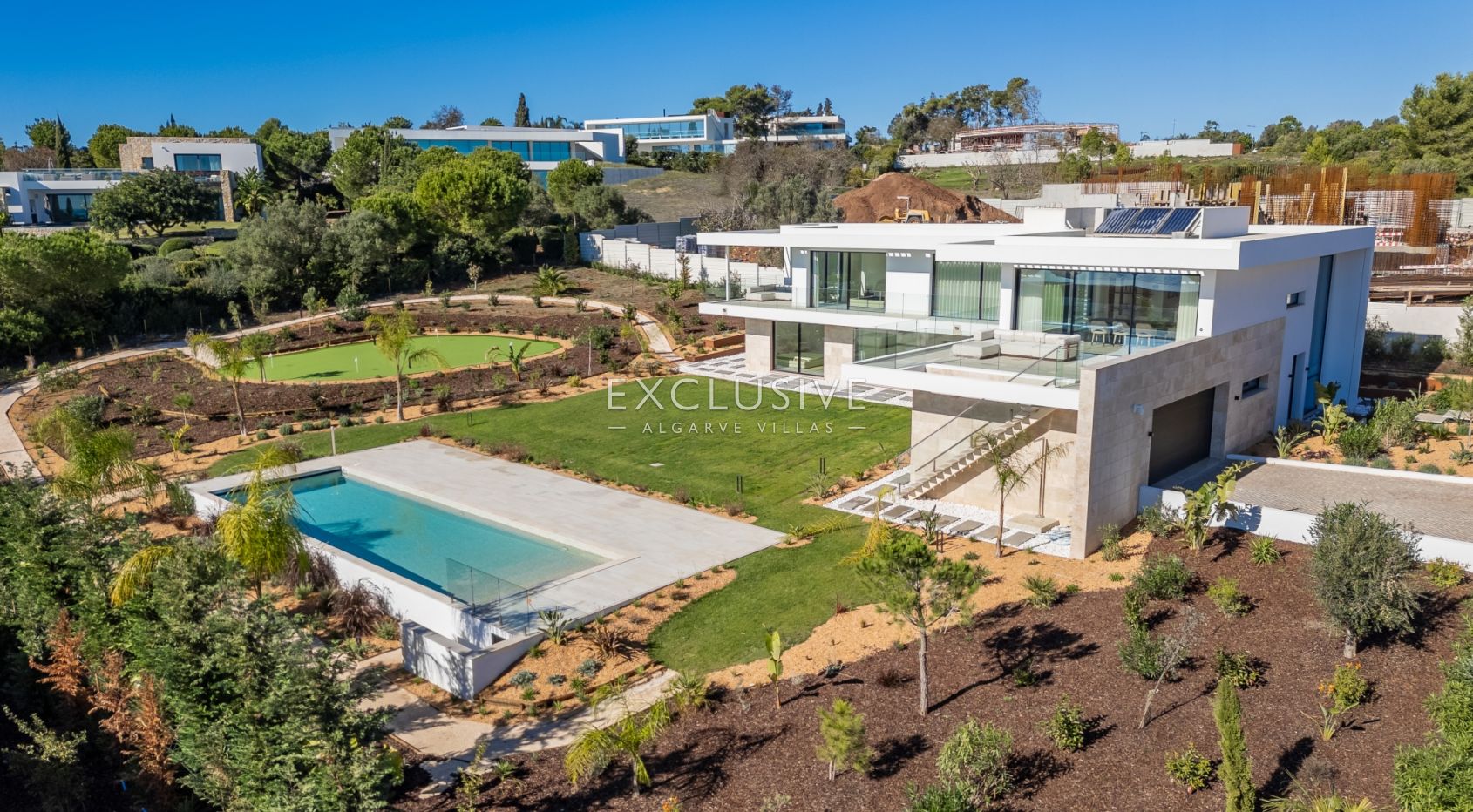 Moderne villa met 4 slaapkamers en uitzicht op de golfbaan van Palmares kopen Lagos Algarve