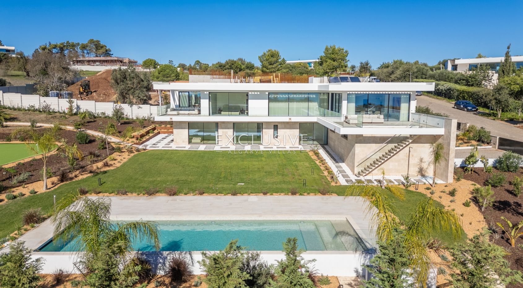 Moderne villa met 4 slaapkamers en uitzicht op de golfbaan van Palmares kopen Lagos Algarve