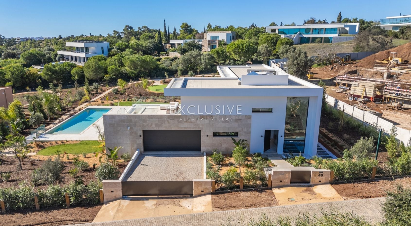 Moderne villa met 4 slaapkamers en uitzicht op de golfbaan van Palmares kopen Lagos Algarve