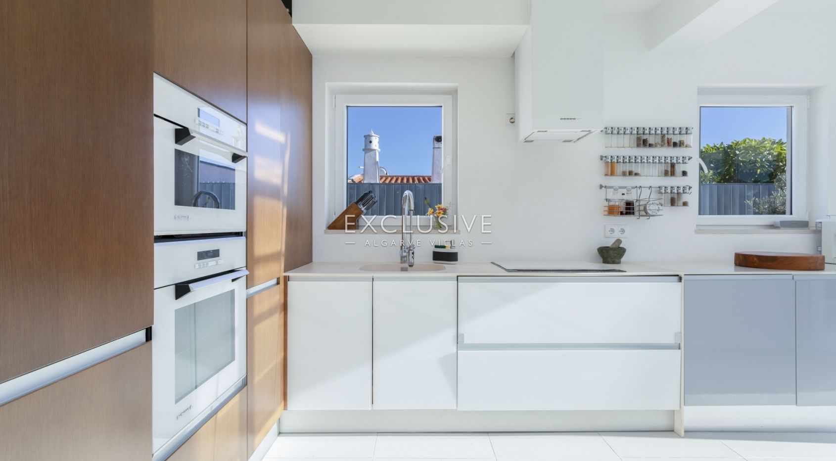 Propriedade de estilo bungalow com vista para o mar, Carvoeiro
