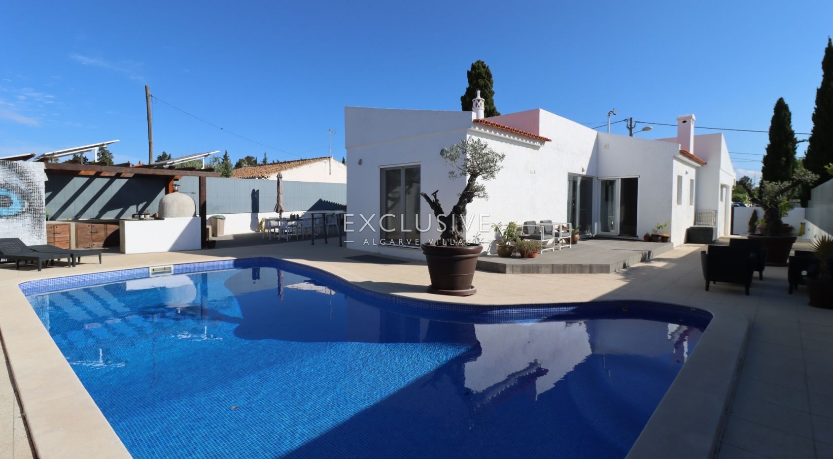 Propriedade de estilo bungalow com vista para o mar, Carvoeiro
