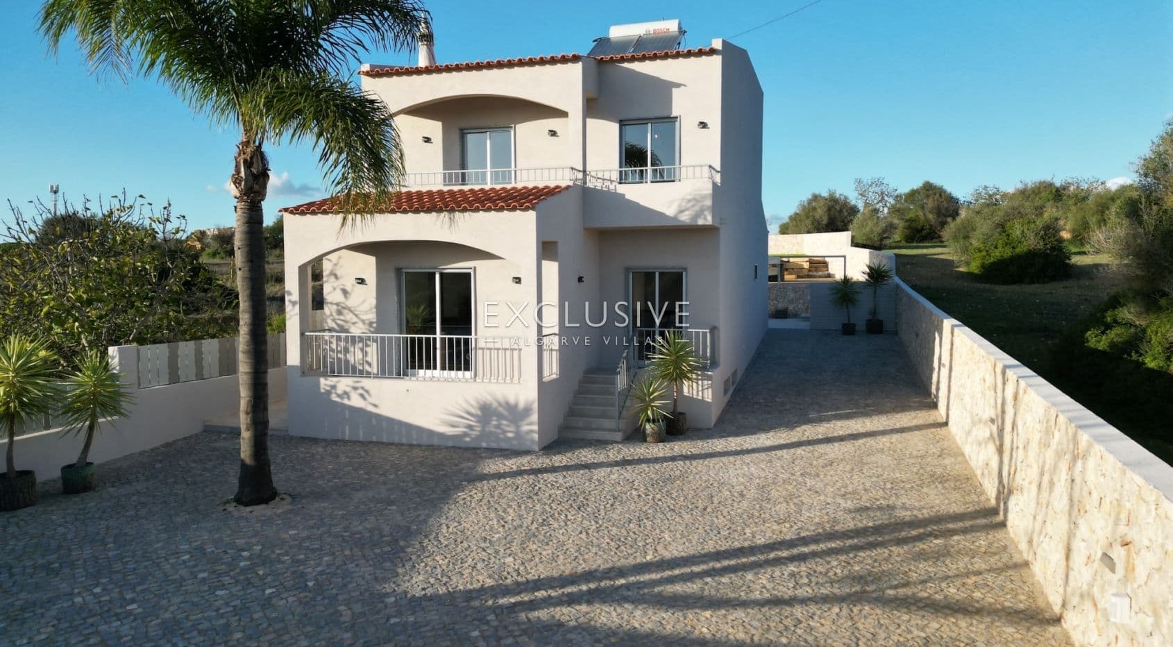 Villa de cinq chambres nouvellement rénovée Fonte Santa, Golden Triangle, Algarve-1