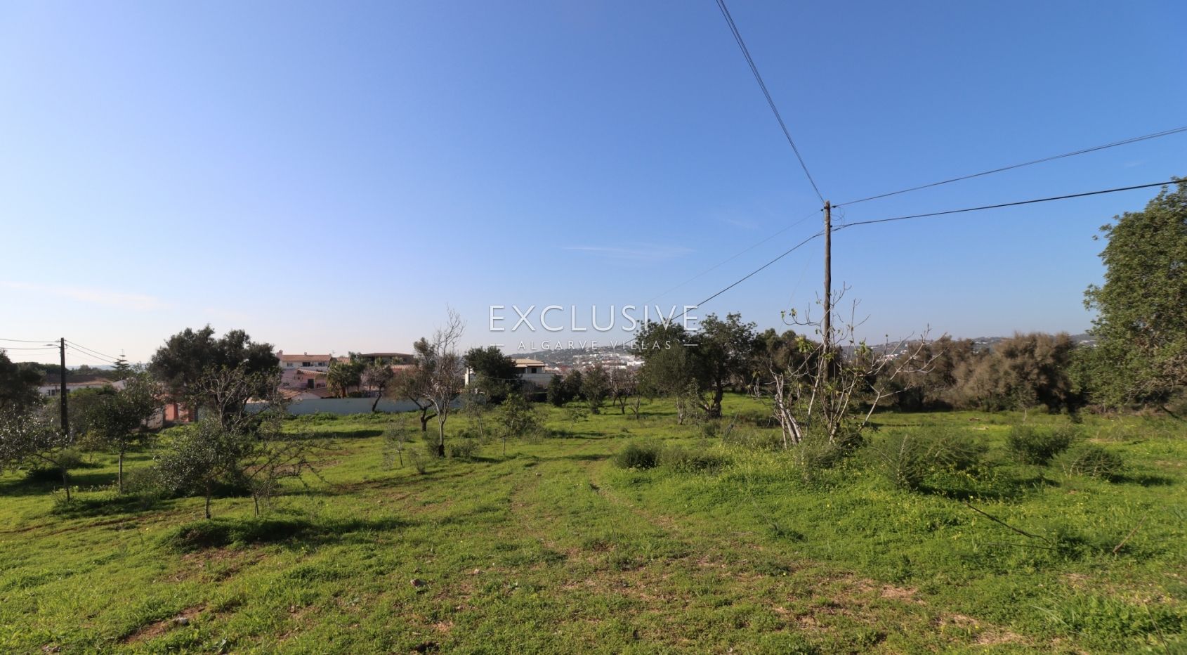 Large construction plot with sea view Central Algarve