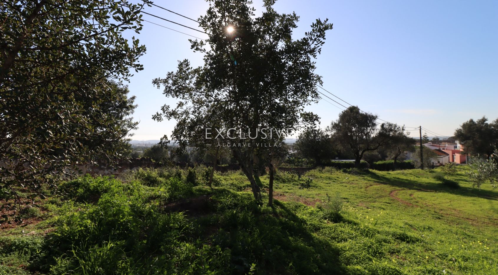 Large construction plot with sea view Central Algarve