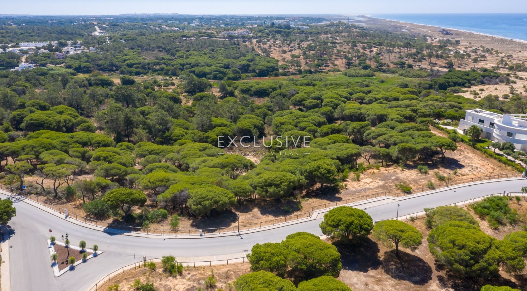 Terreno único para construção à beira-mar, Vale do Lobo, Algarve