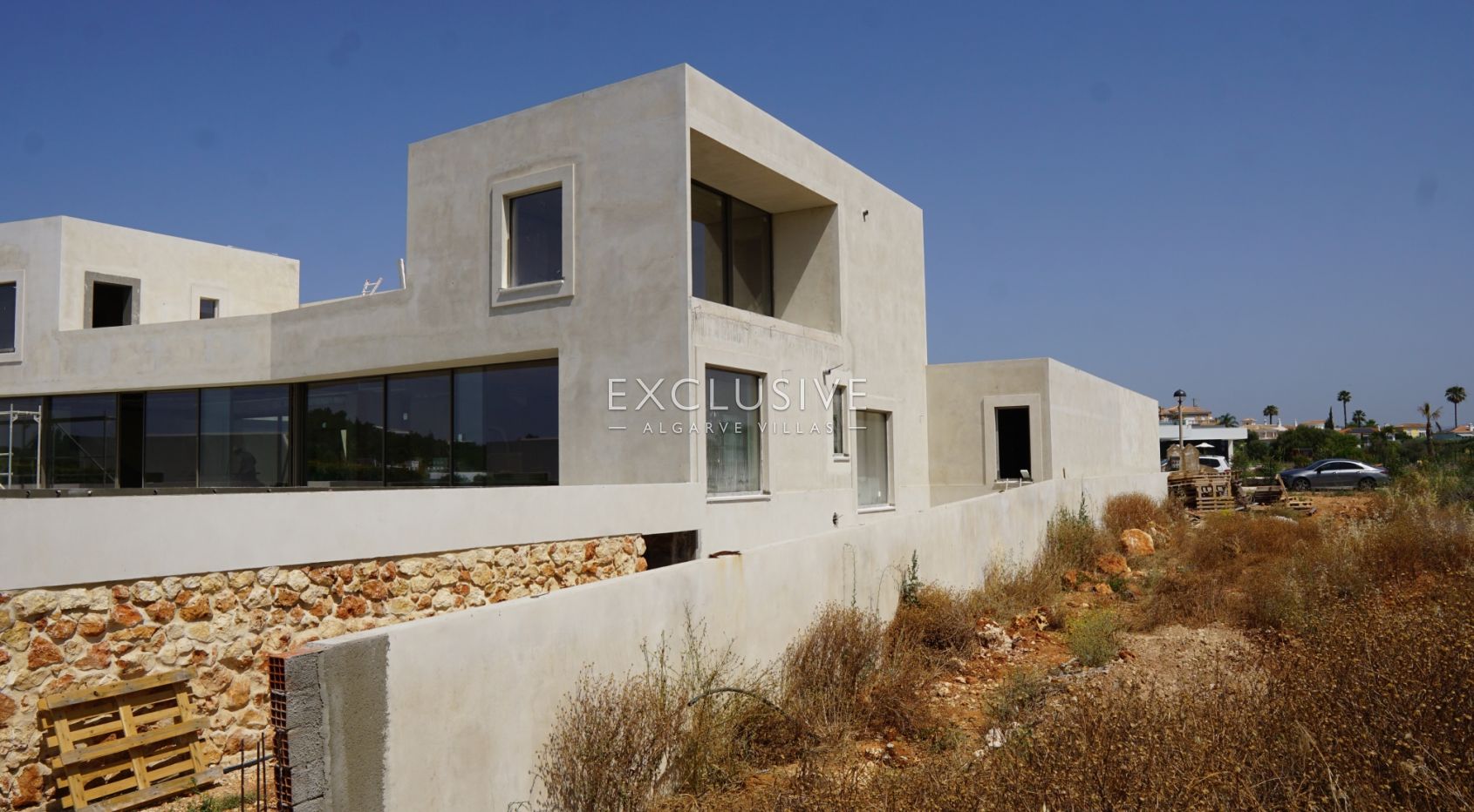 Zeitgenössische mediterrane Luxusvilla mit atemberaubendem Meerblick in Lagos, Algarve