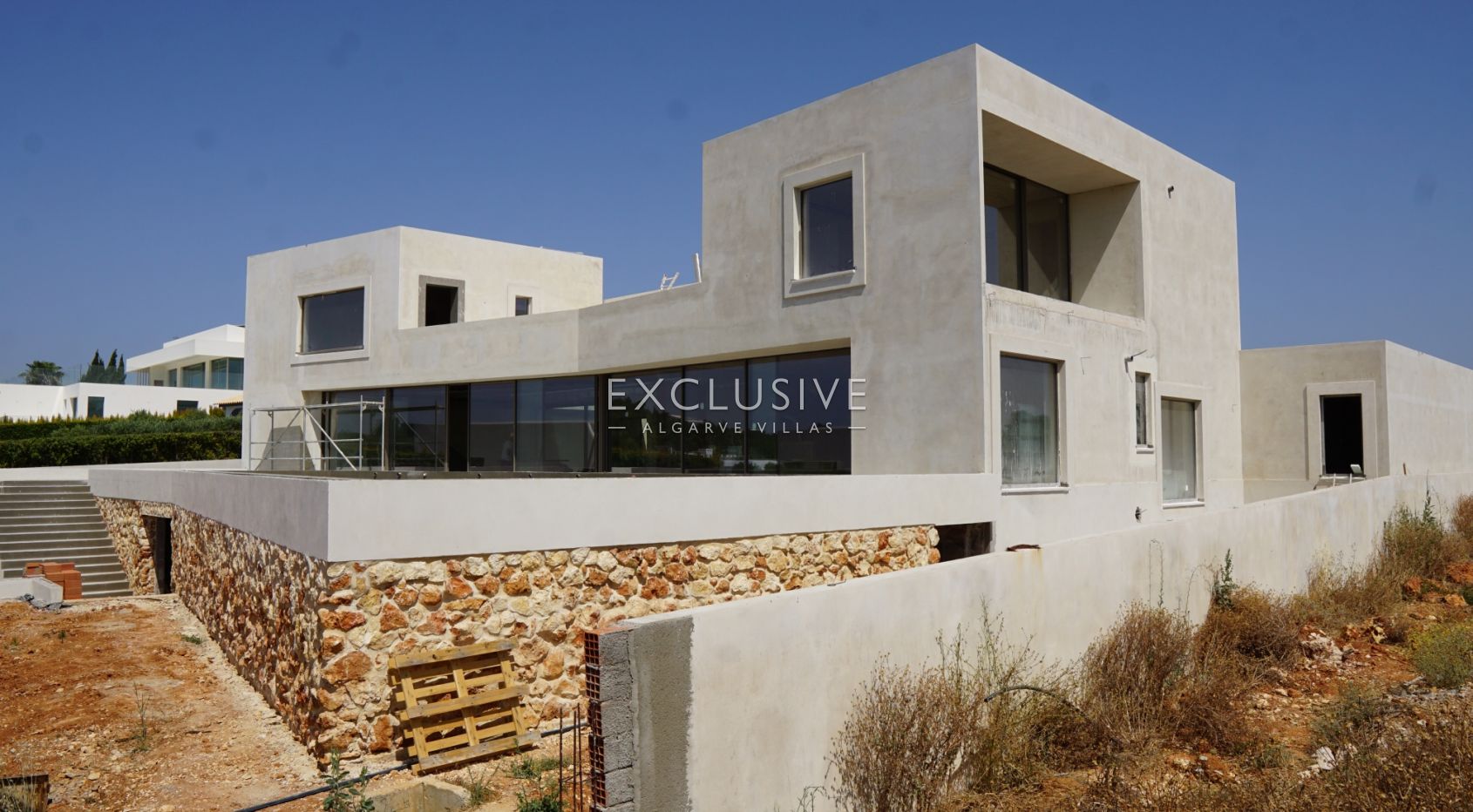 Zeitgenössische mediterrane Luxusvilla mit atemberaubendem Meerblick in Lagos, Algarve