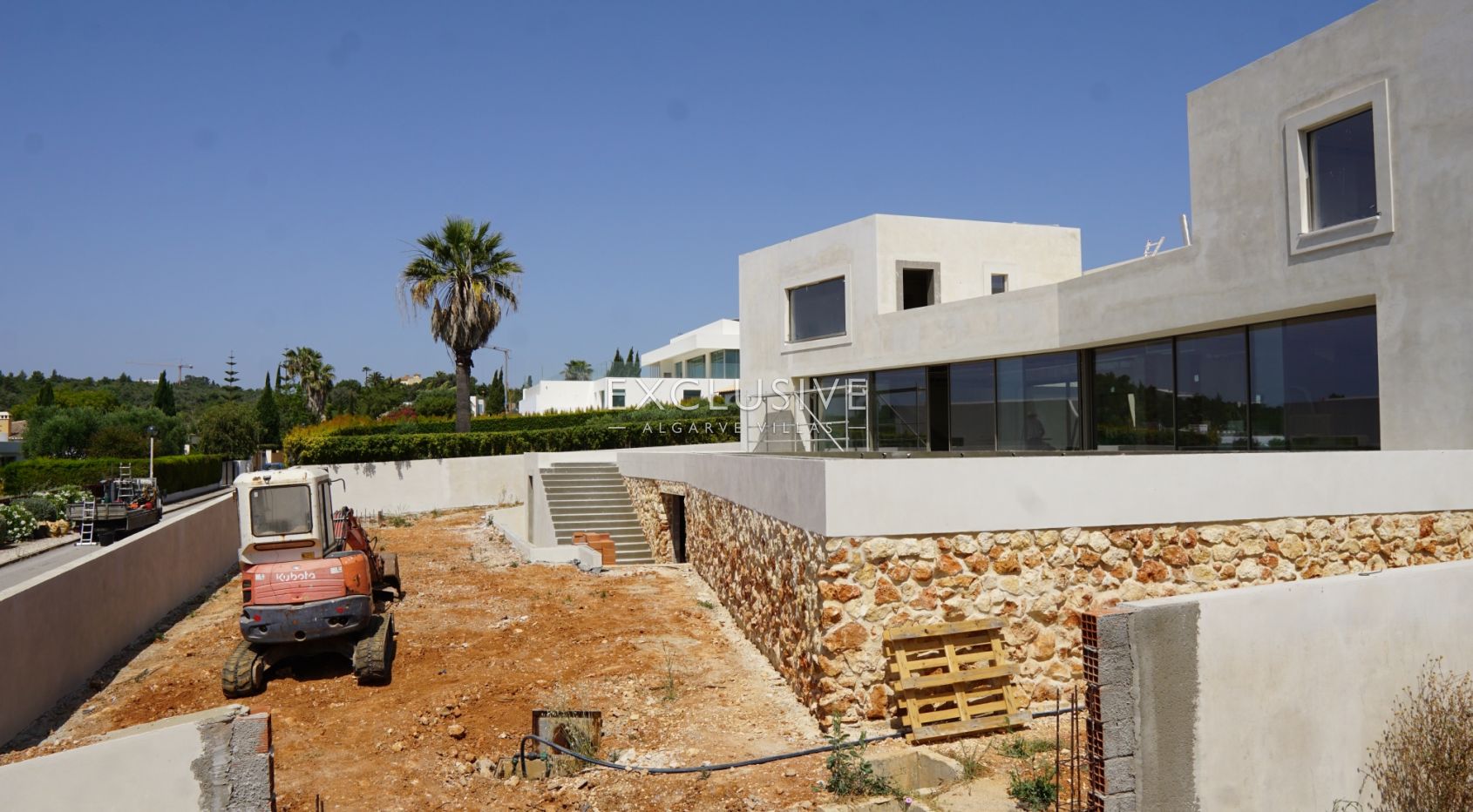 Zeitgenössische mediterrane Luxusvilla mit atemberaubendem Meerblick in Lagos, Algarve