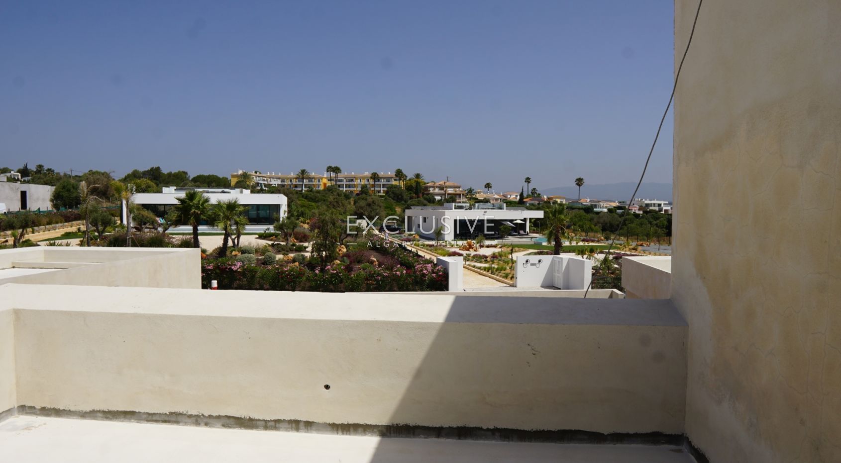 Zeitgenössische mediterrane Luxusvilla mit atemberaubendem Meerblick in Lagos, Algarve