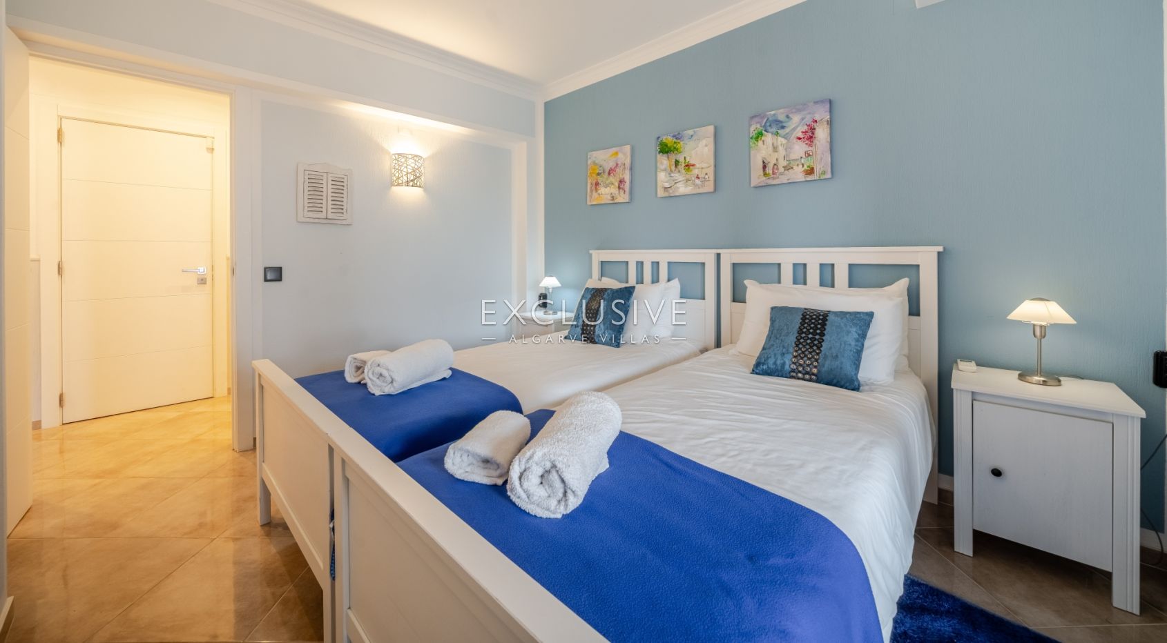 Charmante Villa mit vier Schlafzimmern und Meerblick in Albufeira, Algarve
