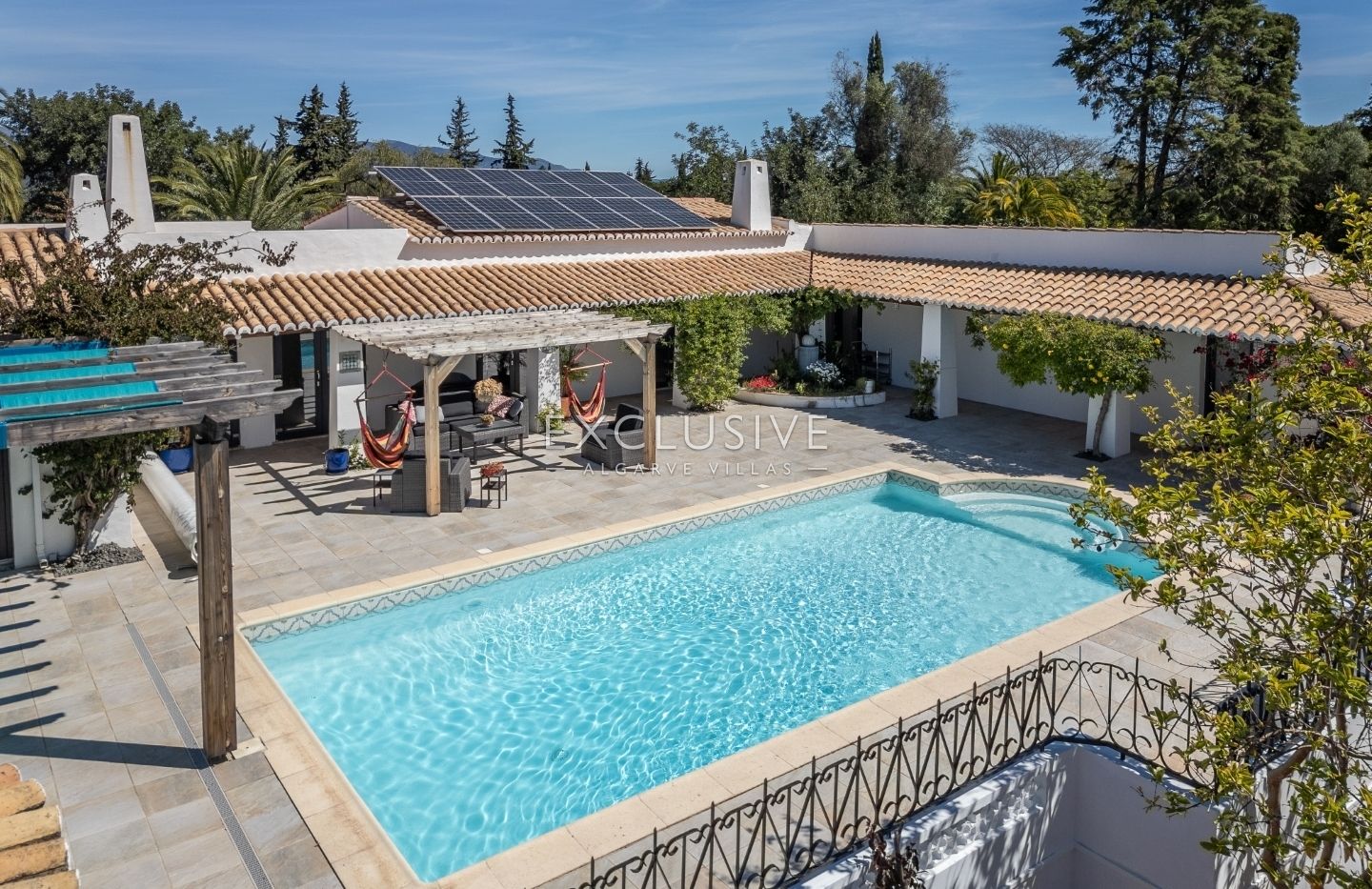 Charmante 5 schlafzimmer Villa mit pool in Alvor, Algarve