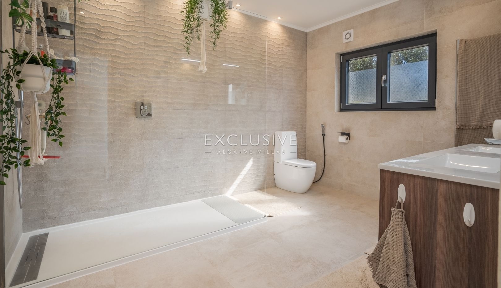 Charmante 5 schlafzimmer Villa mit pool in Alvor, Algarve