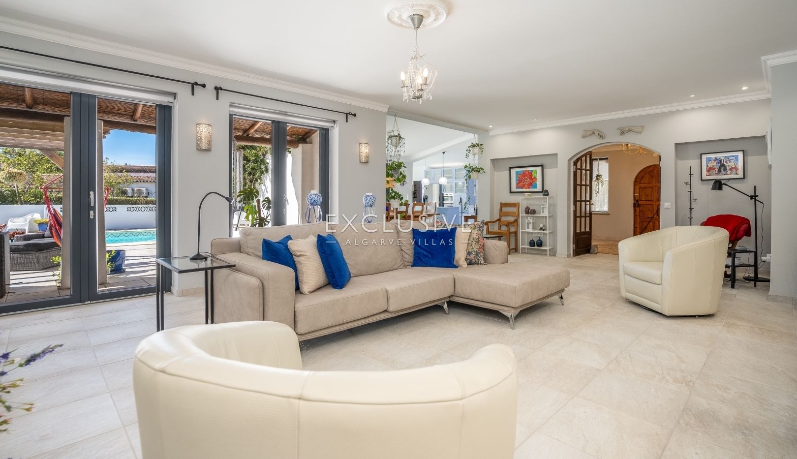 Charmante 5 schlafzimmer Villa mit pool in Alvor, Algarve