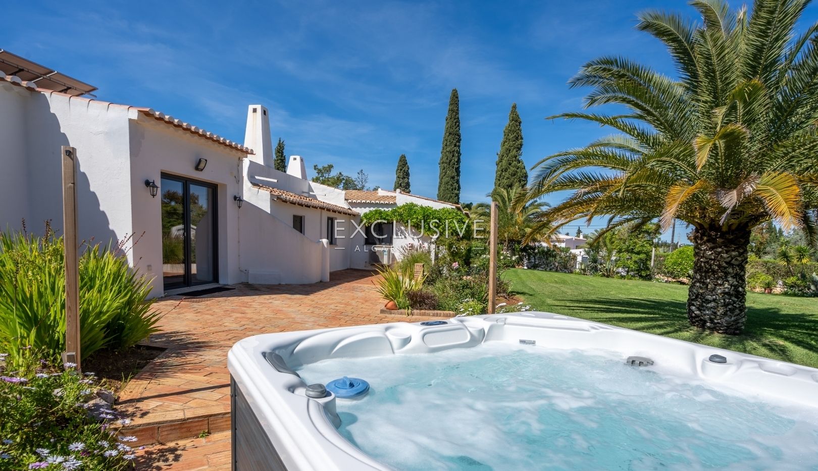 Charmante 5 schlafzimmer Villa mit pool in Alvor, Algarve