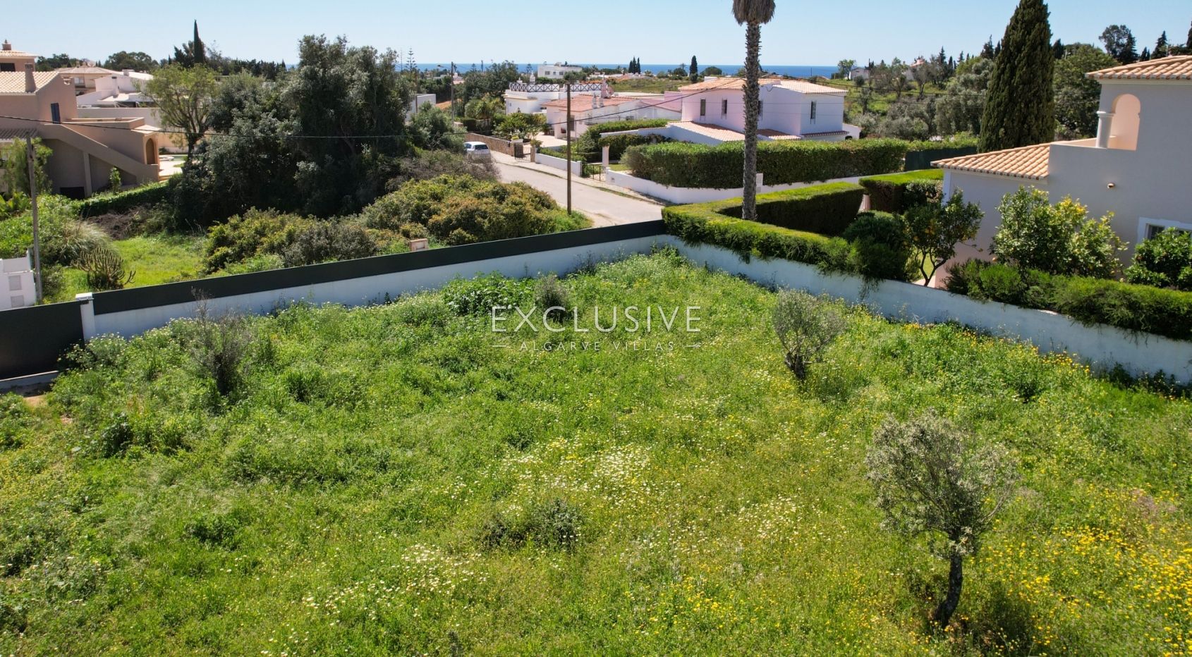 Carvoeiro well priced building plot with sea views near the ocean