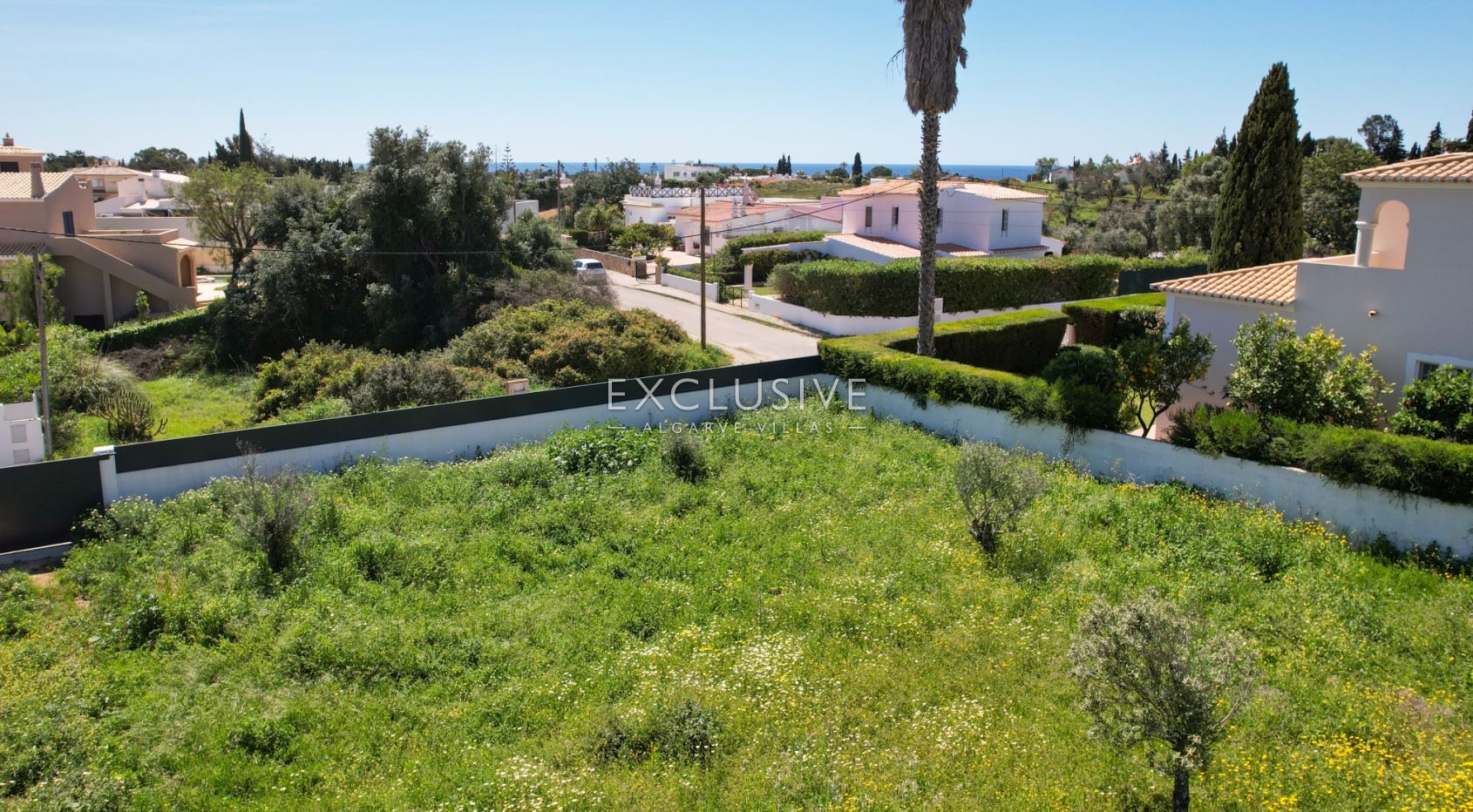 Carvoeiro well priced building plot with sea views near the ocean