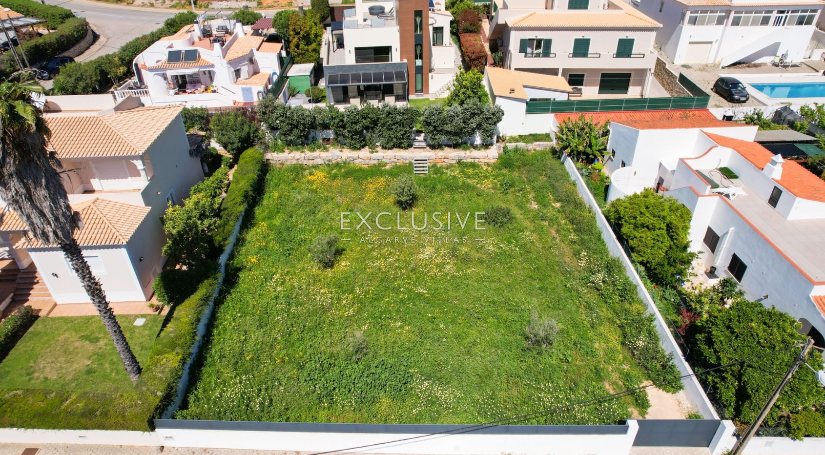 Carvoeiro well priced building plot with sea views near the ocean