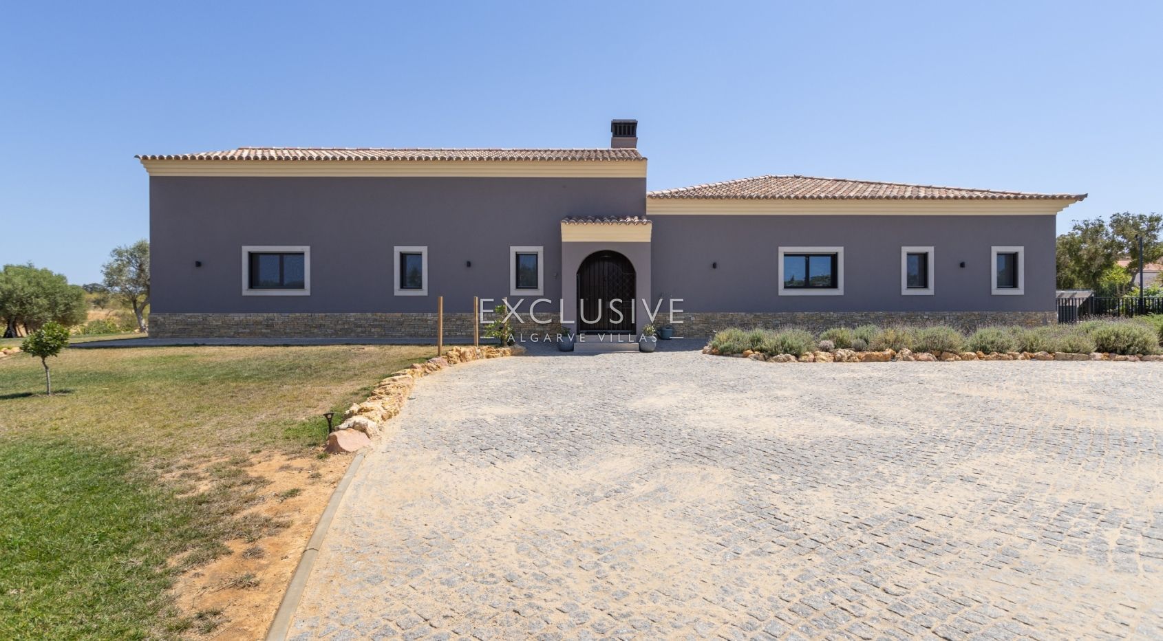 Large 3 bedroom 'quinta' near Carvoeiro and International School on large plot