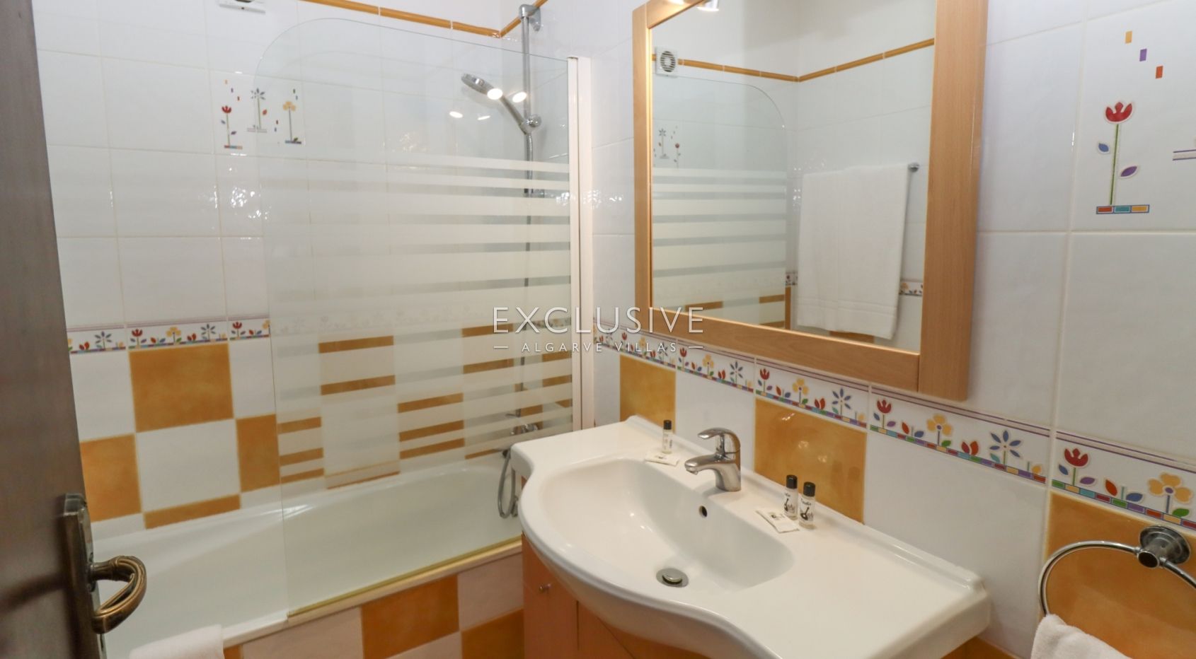 Two bedroom Apartment in Carvoeiro