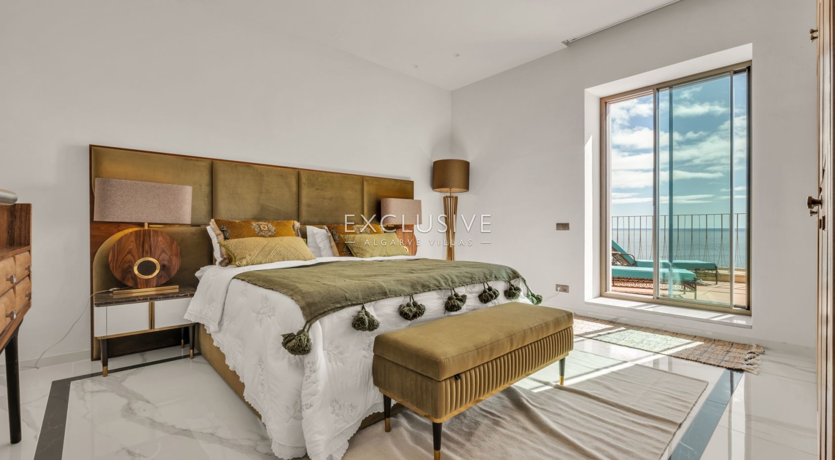Moradia de frente para o mar com 8 quartos com ilha privada em Lagos, Algarve, Portugal