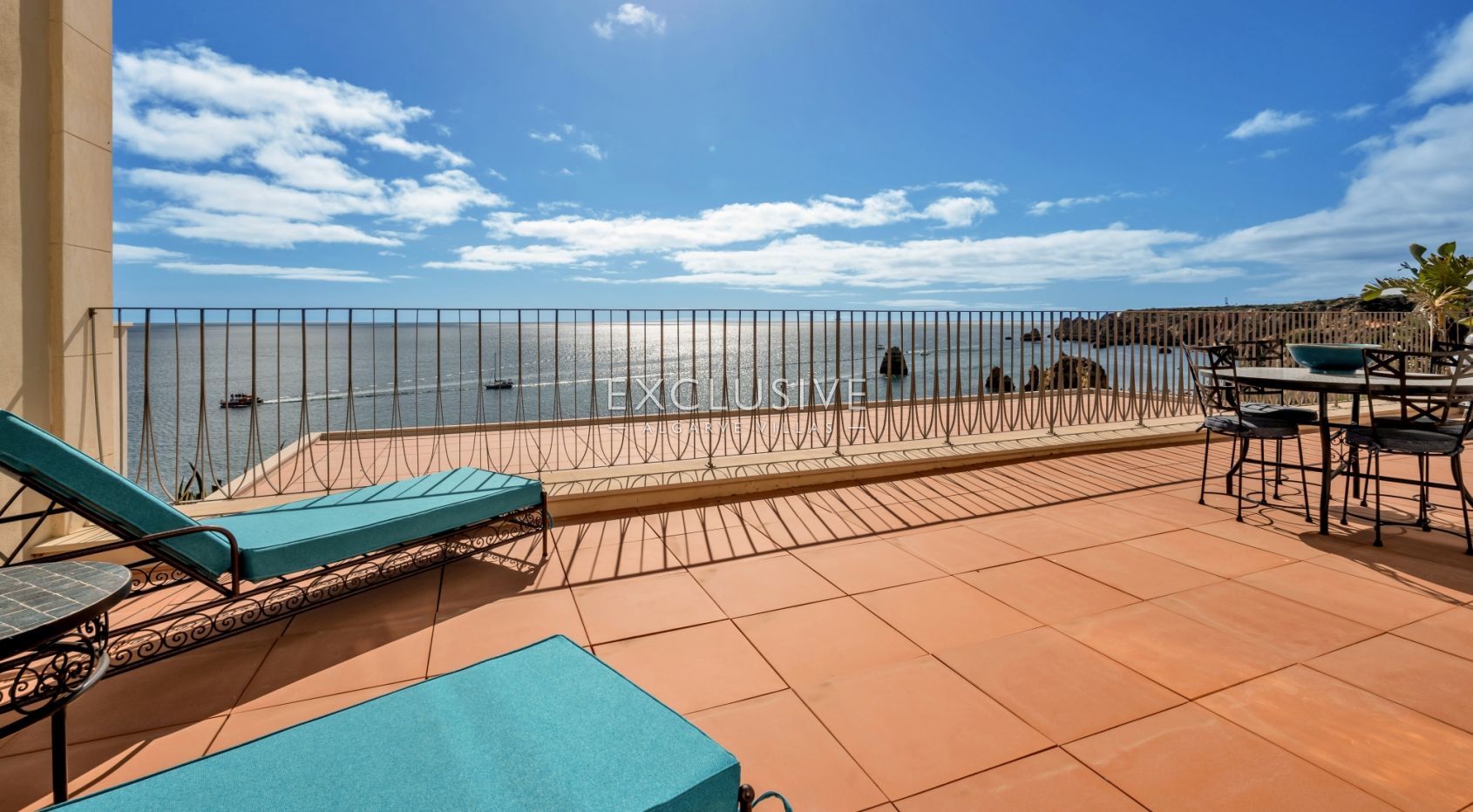 Moradia de frente para o mar com 8 quartos com ilha privada em Lagos, Algarve, Portugal