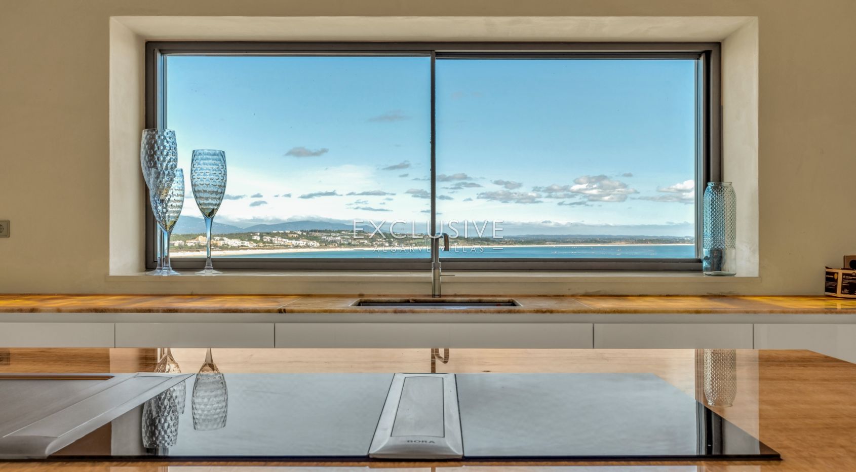 Moradia de frente para o mar com 8 quartos com ilha privada em Lagos, Algarve, Portugal