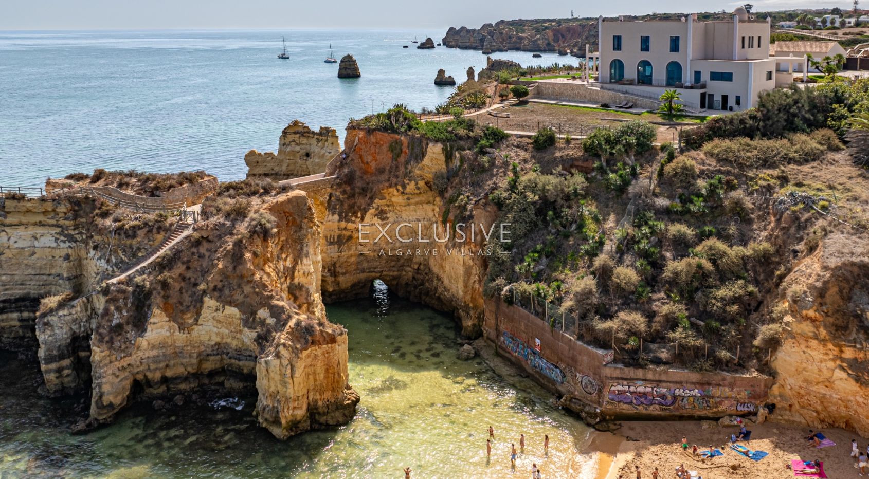 Moradia de frente para o mar com 8 quartos com ilha privada em Lagos, Algarve, Portugal