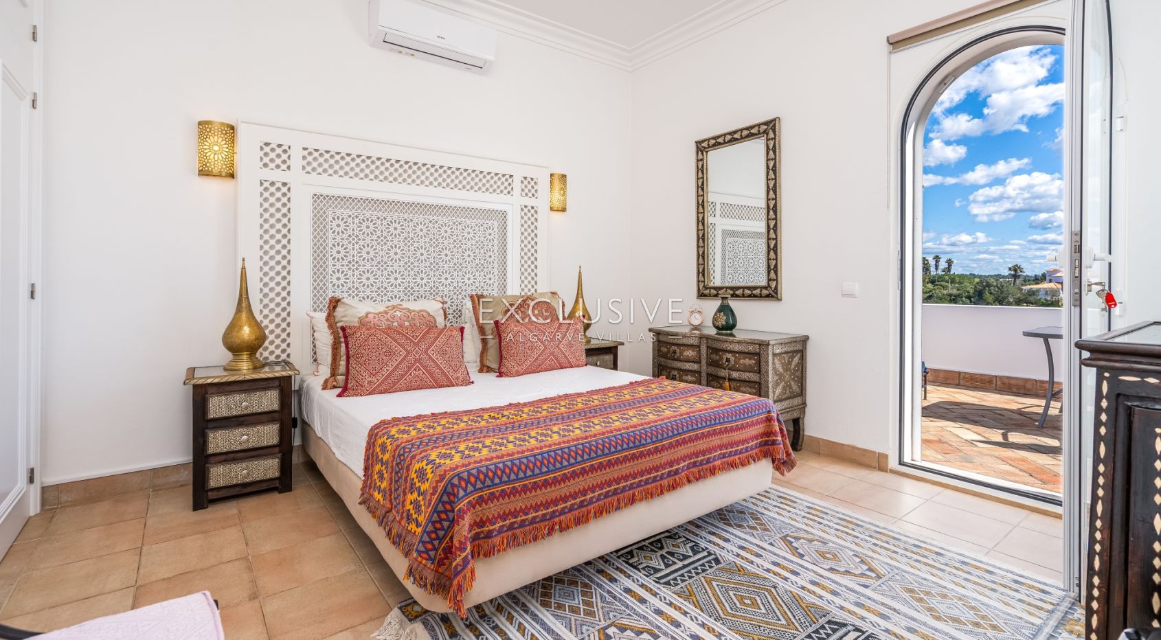 Luxe villa met 5 slaapkamers in Lagoa - Perfect voor gezinnen, boetiekhotel of retraitecentr